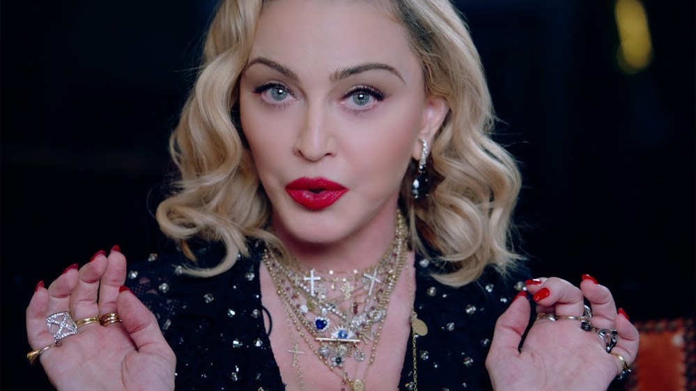 Nhan sắc bốc lửa của Madonna ở tuổi 63
