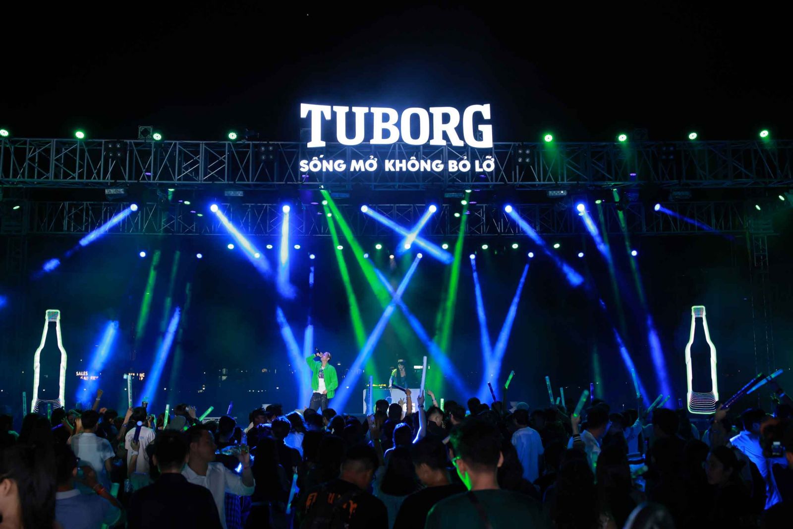 Thương hiệu Tuborg ra mắt sự kiện 'Funtastic Energy Night' với thông điệp 'Sống mở, Không bỏ lỡ'