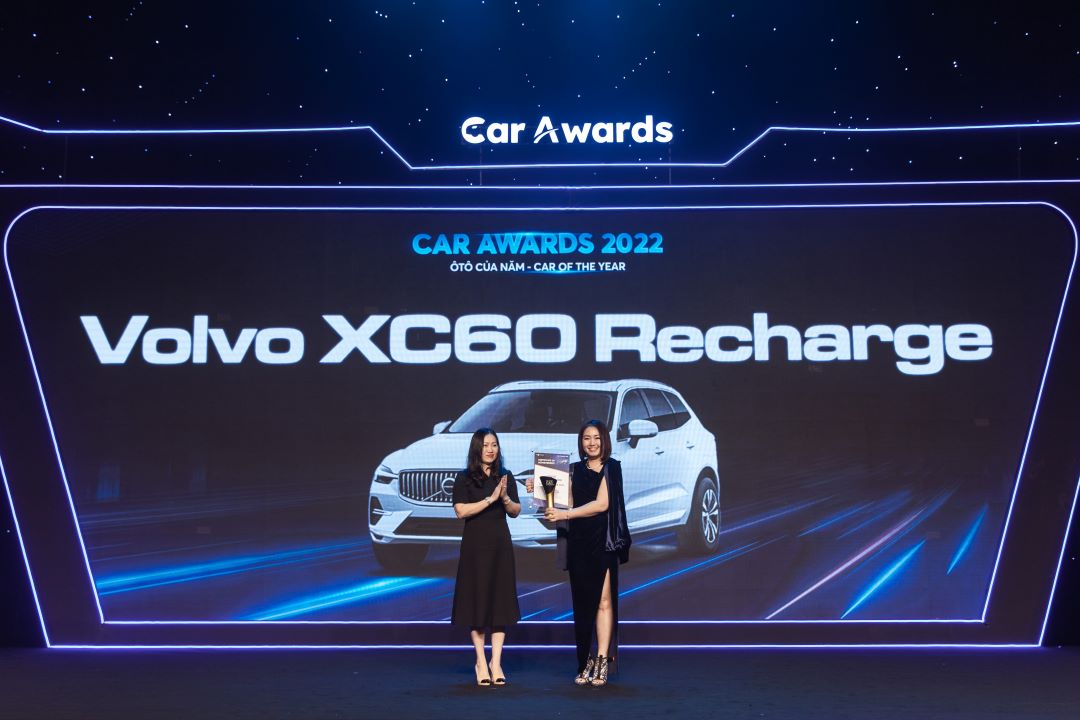VOLVO XC60 Recharge đạt giải 'ô tô của năm 2022'