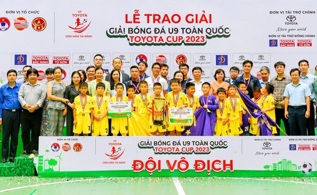 CLB Bóng đá Hà Nội vô địch Giải bóng đá U9 toàn quốc Toyota Cup 2023