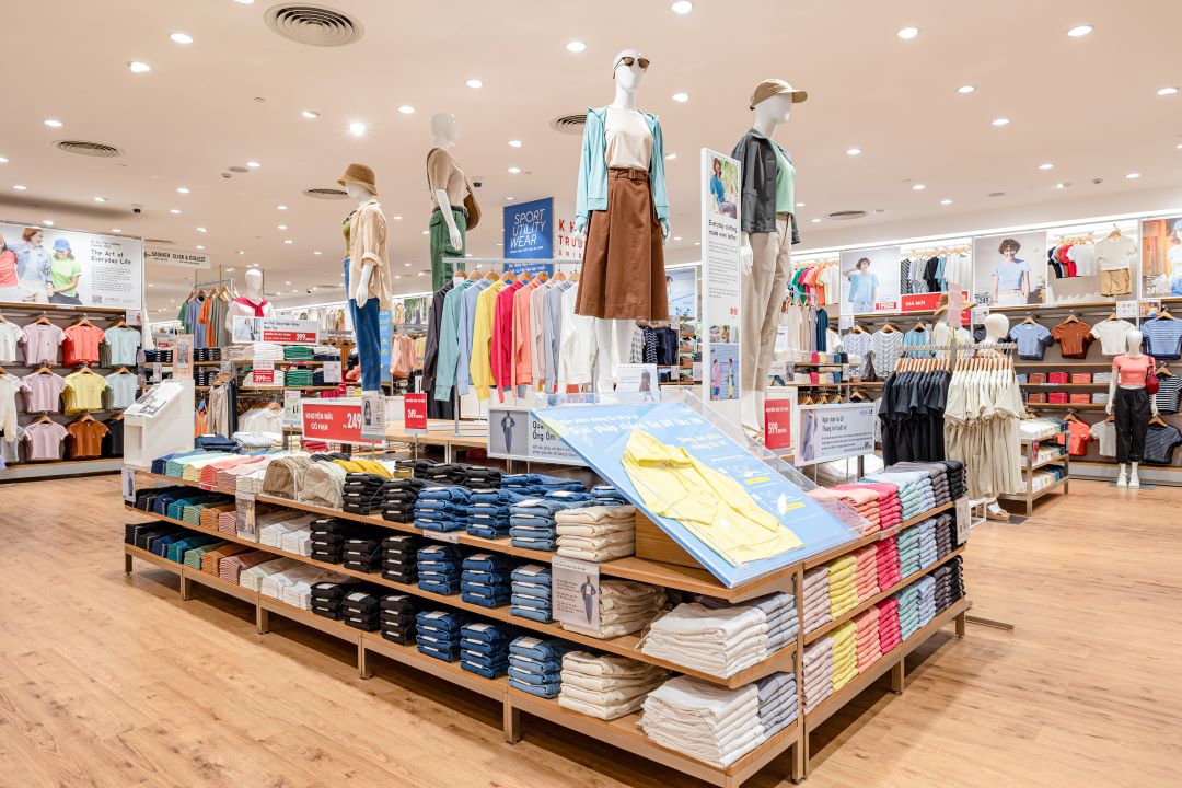 UNIQLO to open threestorey store in Ho Chi Minh City by yearend